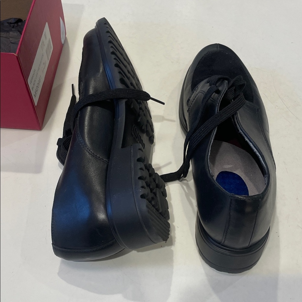 Munro Veranda Black Leather Suede Loafers - Picture 3 of 4